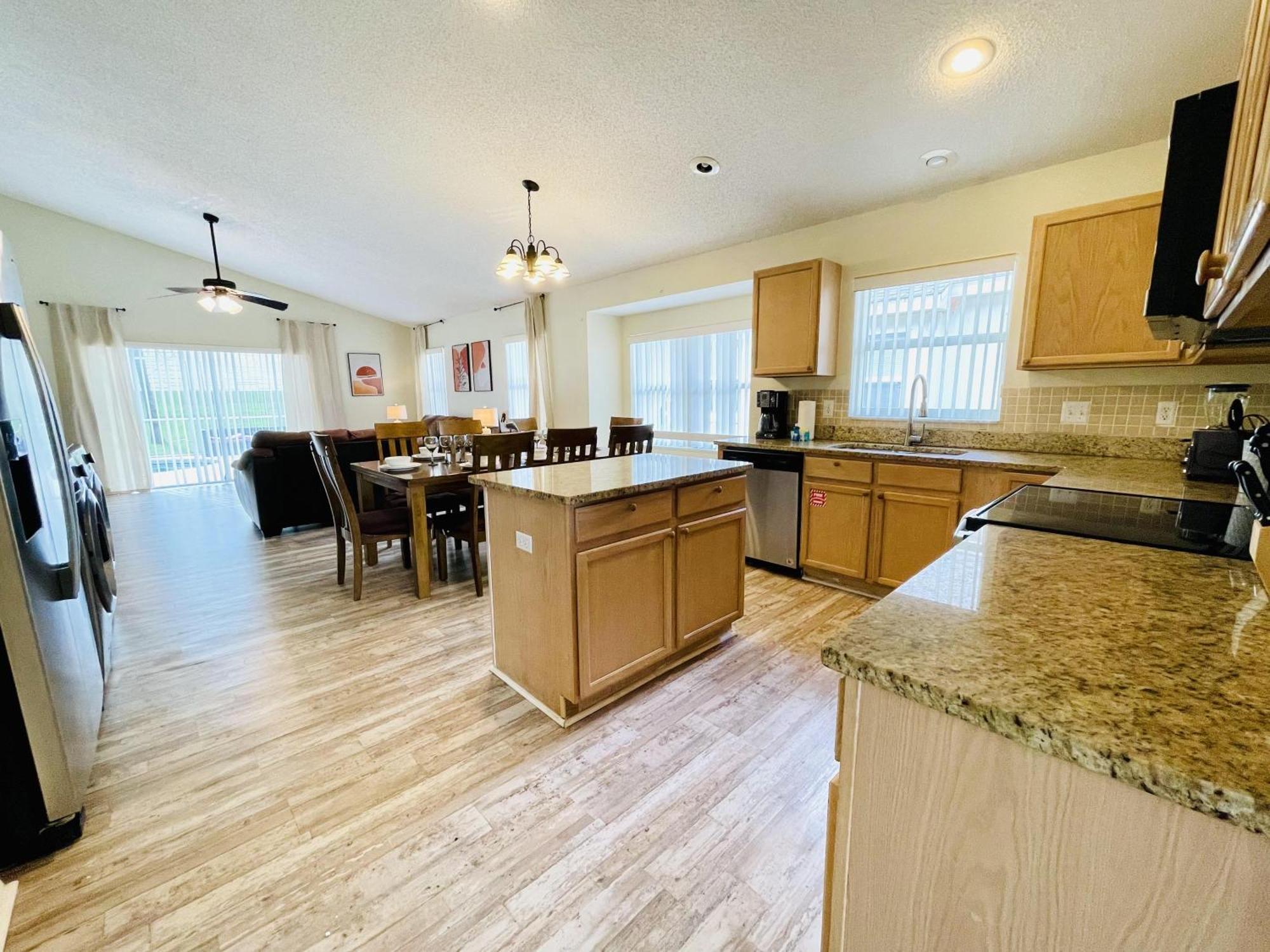 Beautiful 5-5 Bedroom Home!!! Киссимми Экстерьер фото
